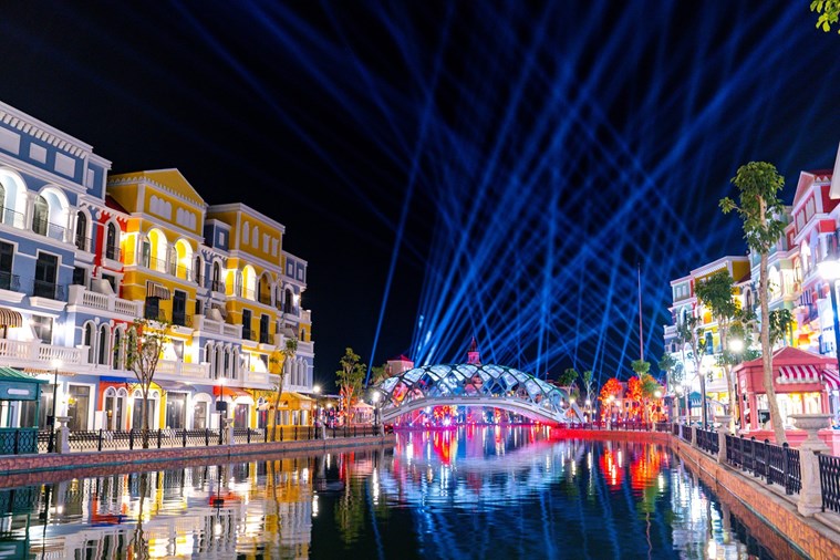 Tour Phú Quốc - Grandworld – Bắc Đảo – Nam Đảo  4 Ngày 3 Đêm